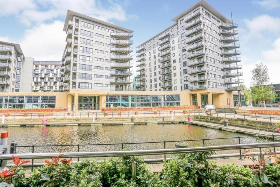 Central Leeds Dock Apt&Free Secure Parking! ภายนอก รูปภาพ