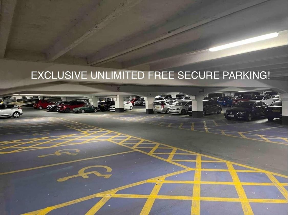 Central Leeds Dock Apt&Free Secure Parking! ภายนอก รูปภาพ