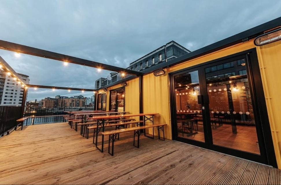 Central Leeds Dock Apt&Free Secure Parking! ภายนอก รูปภาพ